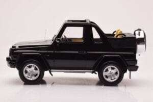 Mercedes G500 W463 Cabriolet Obsidian Nero Otto 1:18 OT1040 Resina — immagine 3 di 6