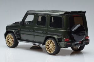 Mercedes G63 Brabus 700 Widestar W463 Verde GT Spirit 1:18 GT274 Resina — immagine 5 di 6