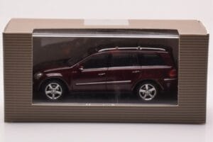 Mercedes GL X164 Cornaline Rosso Minichamps 1:43 B66962226 Pressofusione — immagine 4 di 4