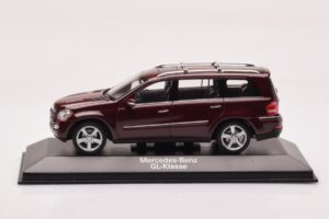 Mercedes GL X164 Cornaline Rosso Minichamps 1:43