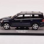 Mercedes GL X164 Tanzanite Blu Minichamps 1:43