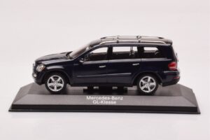 Mercedes GL X164 Tanzanite Blu Minichamps 1:43