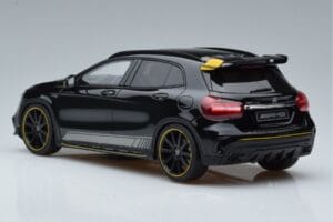 Mercedes AMG GLA45 X156 Giallo Night Edition GT Spirit 1:18 B66960469 Resina — immagine 5 di 6