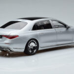 Mercedes Maybach S600 W222 V12 Biturbo Hightech Argento Almost Real 1:18 - image 3 of 12