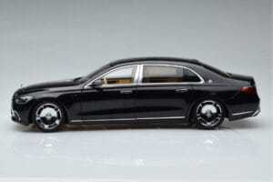 Mercedes Maybach S600 W222 V12 Biturbo Obsidian Nero Almost Real 1:18 820115 Pressofusione — immagine 5 di 11