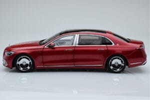 Mercedes Maybach S600 W222 V12 Biturbo Patagonia Rosso Almost Real 1:18 820119 Pressofusione — immagine 4 di 10