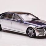 Mercedes Maybach S680 W223 Nautical Blu Cirrus Argento Almost Real 1:18 - image 6 of 8