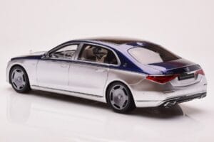 Mercedes Maybach S680 W223 Nautical Blu Cirrus Argento Almost Real 1:18 820125 Pressofusione — immagine 7 di 8