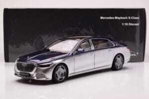 Mercedes Maybach S680 W223 Nautical Blu Cirrus Argento Almost Real 1:18 820125 Pressofusione — immagine 8 di 8