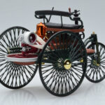 Mercedes Patent Motorwagen Verde Norev 1:18 - image 2 of 6