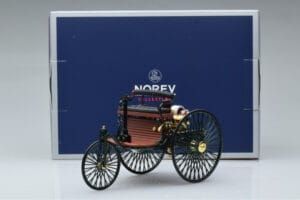 Mercedes Patent Motorwagen Verde Norev 1:18 183701 Pressofusione — immagine 6 di 6