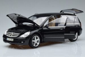 Mercedes R-Class W251 Obsidian Nero Minichamps 1:18 B66962325 Pressofusione — immagine 2 di 7