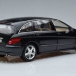 Mercedes R-Class W251 Obsidian Nero Minichamps 1:18 B66962325 Pressofusione - image 3 of 7