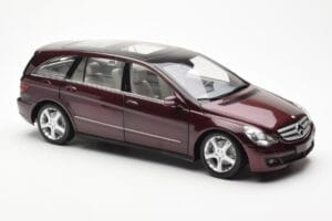 Mercedes R-Class W251 Rosso Metallizzato Minichamps 1:18 150034602 Pressofusione — immagine 6 di 8