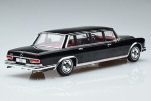 Mercedes 600 LWB Pullman W100 Nero MCG 1:18 MCG18187 Pressofusione — immagine 2 di 6