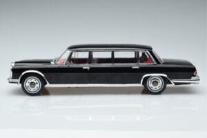 Mercedes 600 LWB Pullman W100 Nero MCG 1:18 MCG18187 Pressofusione — immagine 3 di 6