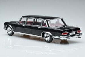 Mercedes 600 LWB Pullman W100 Nero MCG 1:18 MCG18187 Pressofusione — immagine 5 di 6