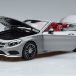 Mercedes S-Class A217 Cabriolet Grigio Norev 1:18 B66960355 Pressofusione - image 2 of 8