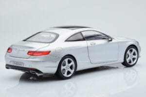 Mercedes S-Class W222 Iridium Argento Norev 1:18 B66961242 Pressofusione — immagine 3 di 8