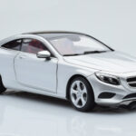Mercedes S-Class W222 Iridium Argento Norev 1:18 - image 6 of 8