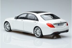 Mercedes S-Class W222 AMG Line Norev 1:18 183792 Pressofusione — immagine 6 di 7