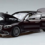 Mercedes S-Class W223 AMG Line Rosso Norev 1:18 - image 2 of 8