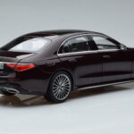 Mercedes S-Class W223 AMG Line Rosso Norev 1:18 - image 3 of 8