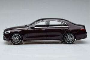 Mercedes S-Class W223 AMG Line Rosso Norev 1:18 183804 Pressofusione — immagine 5 di 8
