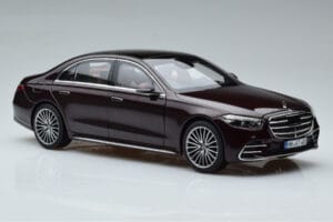 Mercedes S-Class W223 AMG Line Rosso Norev 1:18 183804 Pressofusione — immagine 6 di 8