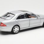 Mercedes S600 W220 Argento Metallizzato Norev 1:18 - image 3 of 8
