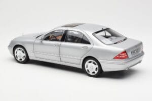 Mercedes S600 W220 Argento Metallizzato Norev 1:18 183810 Pressofusione — immagine 7 di 8