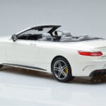 Mercedes AMG S63 A217 Cabriolet Diamond Bianco GT Spirit 1:18 - image 5 of 6
