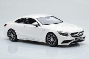 Mercedes AMG S63 C217 Coupe Bianco GT Spirit 1:18 B66960372 Resina — immagine 4 di 6