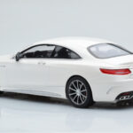 Mercedes AMG S63 C217 Coupe Bianco GT Spirit 1:18 - image 5 of 6