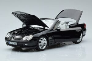 Mercedes SL500 R230 Nero Norev 1:18 183840 Pressofusione — immagine 2 di 8