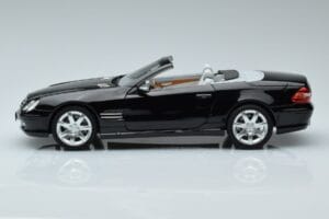 Mercedes SL500 R230 Nero Norev 1:18 183840 Pressofusione — immagine 4 di 8
