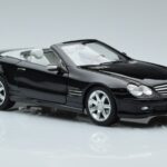 Mercedes SL500 R230 Nero Norev 1:18 183840 Pressofusione - image 5 of 8