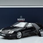 Mercedes SL500 R230 Nero Norev 1:18 183840 Pressofusione - image 8 of 8