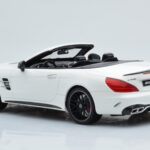 Mercedes AMG SL63 R231 Bianco GT Spirit 1:18 - image 5 of 6
