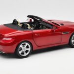 Mercedes SLK R172 Designo Zircon Rosso Minichamps 1:18 B66960513 - image 3 of 8