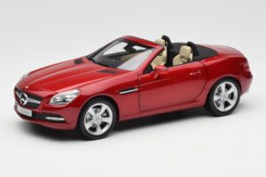 Mercedes SLK R172 Designo Zircon Rosso Minichamps 1:18 B66960513