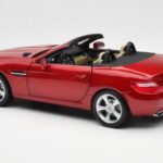 Mercedes SLK R172 Designo Zircon Rosso Minichamps 1:18 B66960513 - image 7 of 8