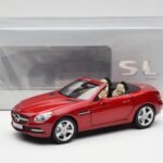 Mercedes SLK R172 Designo Zircon Rosso Minichamps 1:18 B66960513 - image 8 of 8
