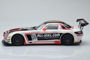 Mercedes SLS AMG GT3 Munnich Motorsport #38 M. Basseng / M. Winkelhock Champions FIA GT1 World Championship 2012 Minichamps 1 — immagine 3 di 6
