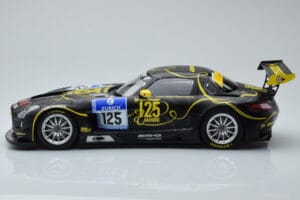 Mercedes SLS AMG GT3 Rowe Racing #125 Zehe / Bullitt / Renger / Hartung ADAC 24 Hours of Nurburgring 2013 Minichamps 1:18 151 — immagine 3 di 6