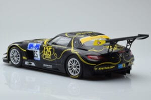 Mercedes SLS AMG GT3 Rowe Racing #125 Zehe / Bullitt / Renger / Hartung ADAC 24 Hours of Nurburgring 2013 Minichamps 1:18 151 — immagine 5 di 6