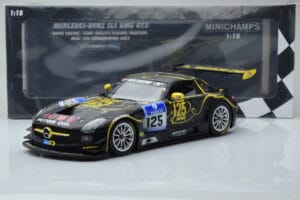 Mercedes SLS AMG GT3 Rowe Racing #125 Zehe / Bullitt / Renger / Hartung ADAC 24 Hours of Nurburgring 2013 Minichamps 1:18 151 — immagine 6 di 6