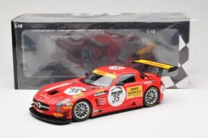 Mercedes SLS AMG GT3 #35 Team Black Falcon T. Heyer / Jafer / Lemeret 24 Hours of Spa 2011 Minichamps 1:18 151113135 Pressofu — immagine 6 di 6