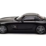 Mercedes SLS AMG Obsidian Nero Metallizzato Minichamps 1:18 B66960042 - image 4 of 7
