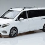 Mercedes V-Class W447 V260L Bianco Mercedes 1:18 QALCN89911149 Pressofusione